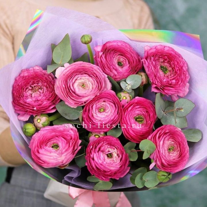 Ранункулюсы с эвкалиптом №2 в Абакане