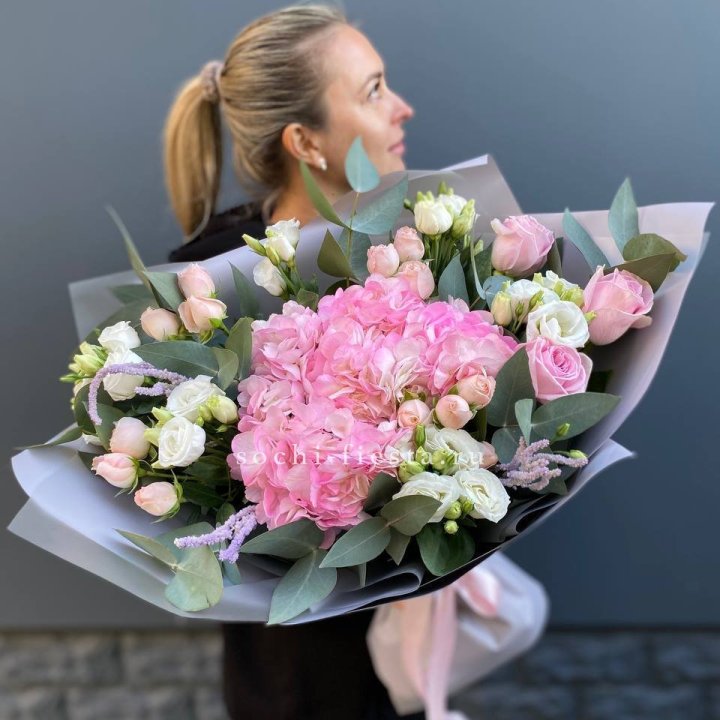 Дизайнерский букет "Кристал" в Абакане