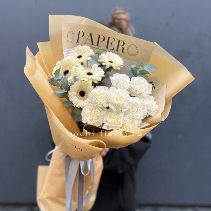  Букет с диантусами и герберами в Абакане