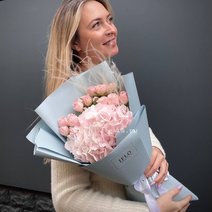 Гортензия  "Жасмин" в Абакане