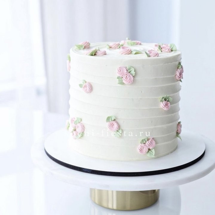 Торт "Розы в снегу" в Абакане