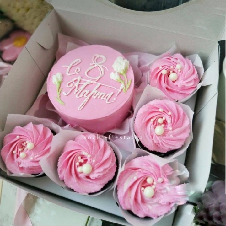 Капкейки и бенто-торт "8 марта!" в Абакане