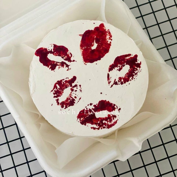 Бенто-торт "Поцелуй" в Абакане