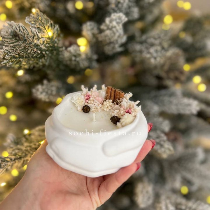 Свеча ароматическая в гипсе Руки с корицей в Абакане