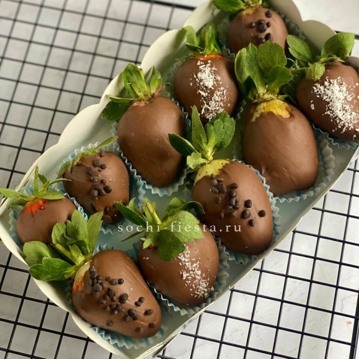 Клубника в шоколаде 10 ягод в Абакане