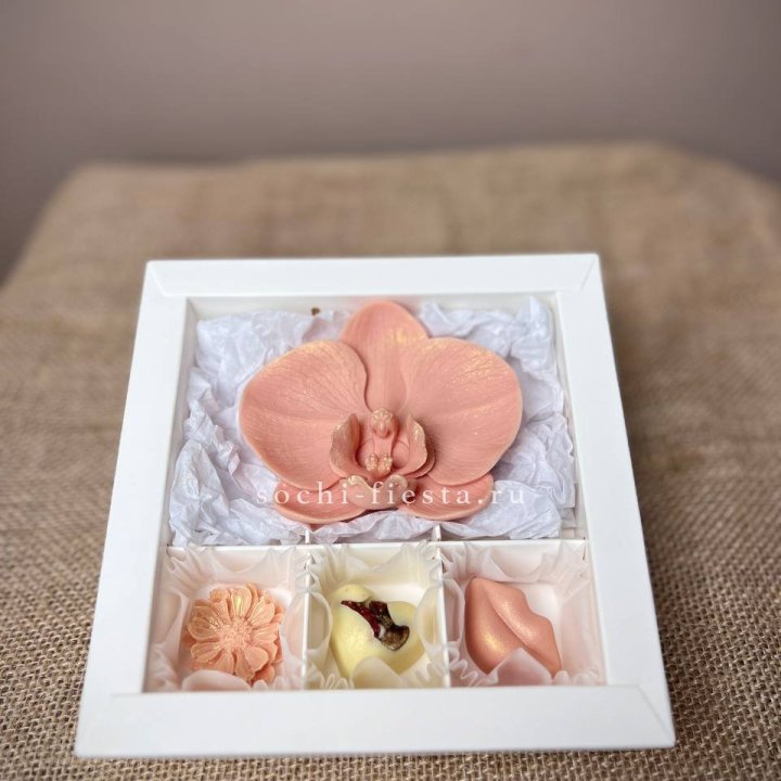 Конфеты из шоколада с Орхидеей в Абакане