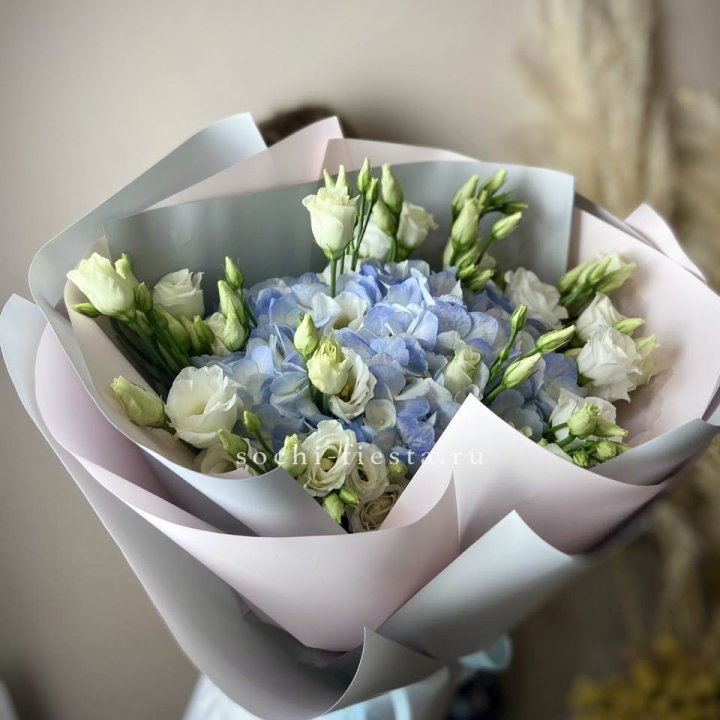 Букет с гортензией "Адель" в Абакане