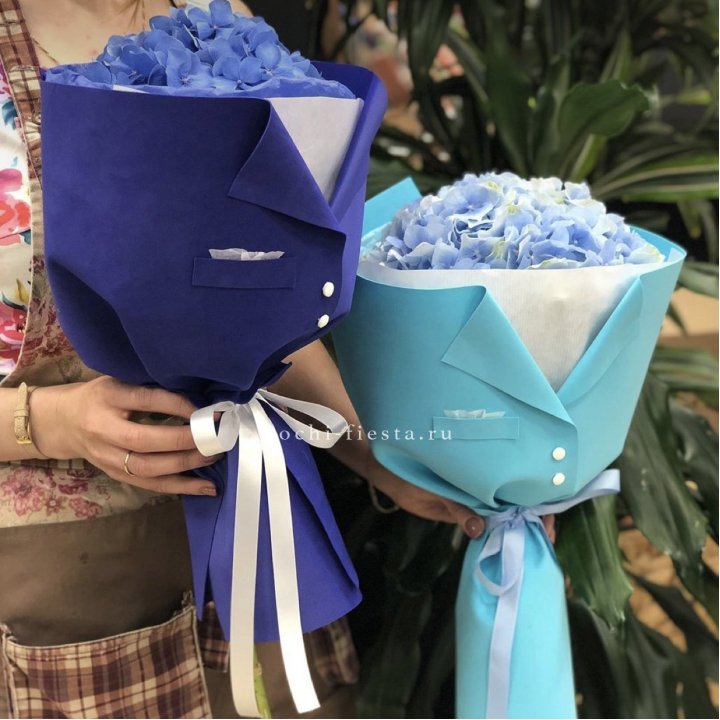 Букет с гортензией с пиджаком в Абакане