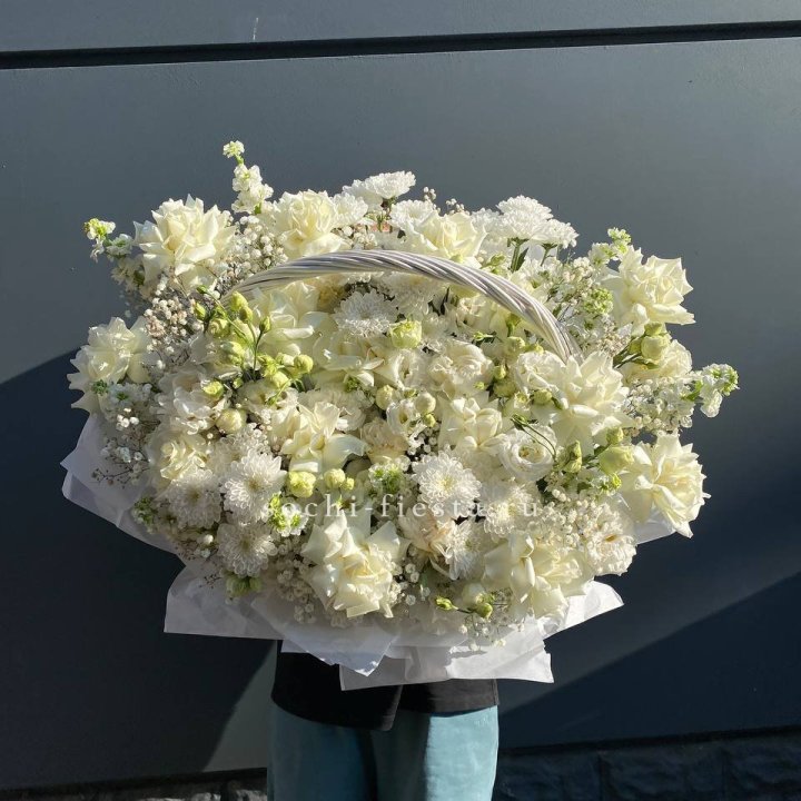 Корзина "Белоснежка" в Абакане