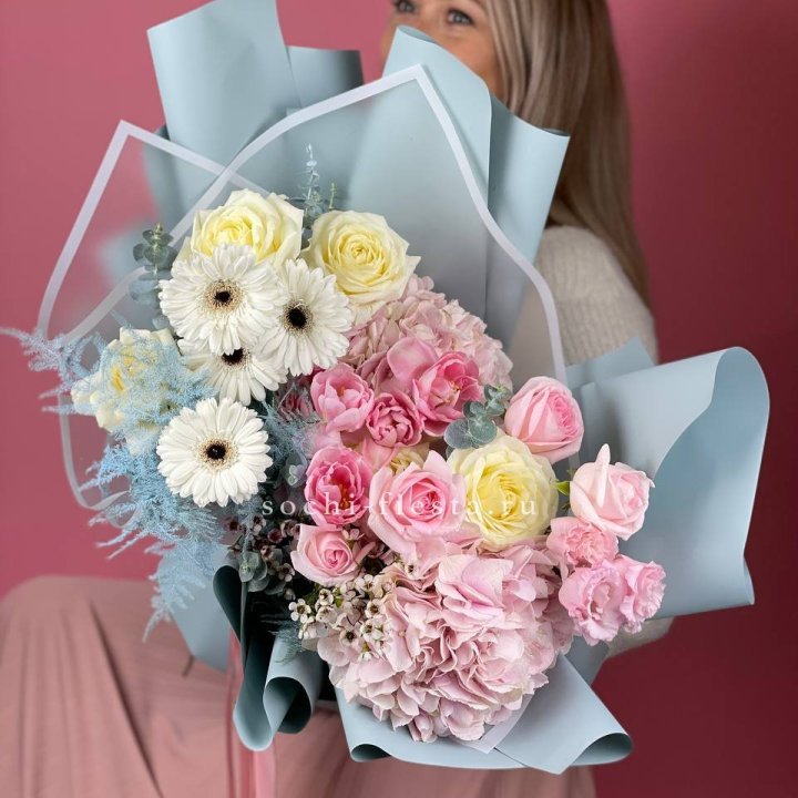 Дизайнерский букет "Адель" в Абакане