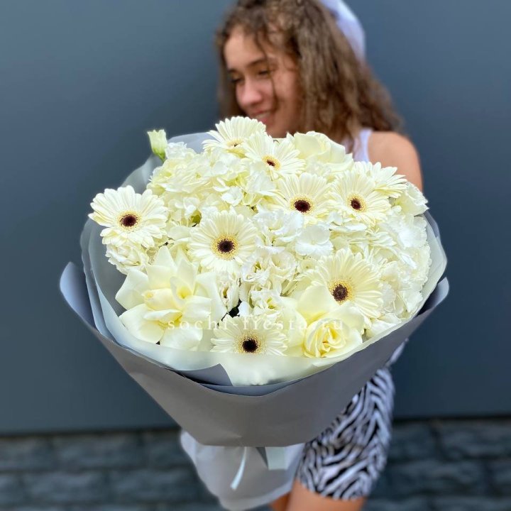  Букет "Вайт люксур" в Абакане