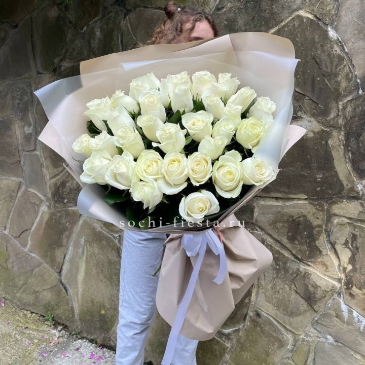 35 голландских роз в Абакане