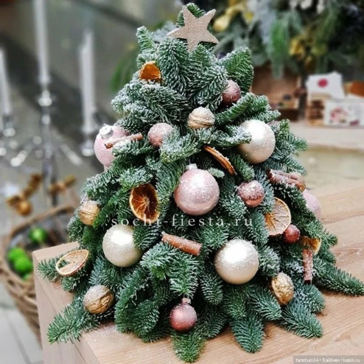 Новогодняя елочка "Блеск" в Абакане