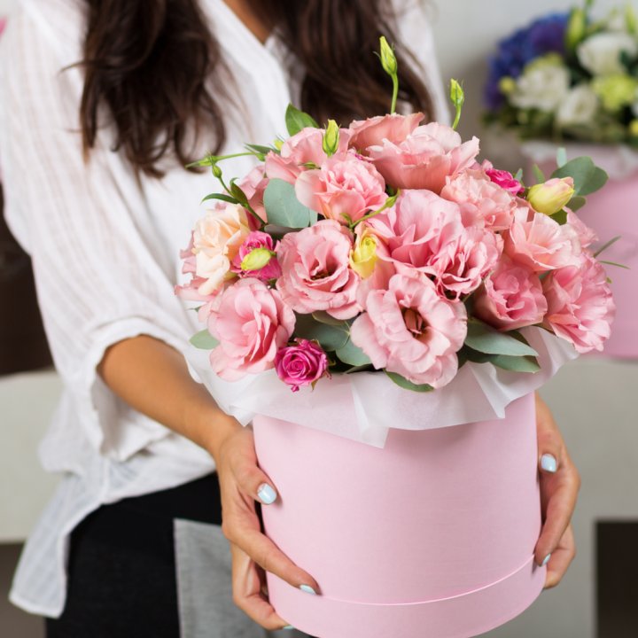 Эустома в шляпной коробке в Абакане