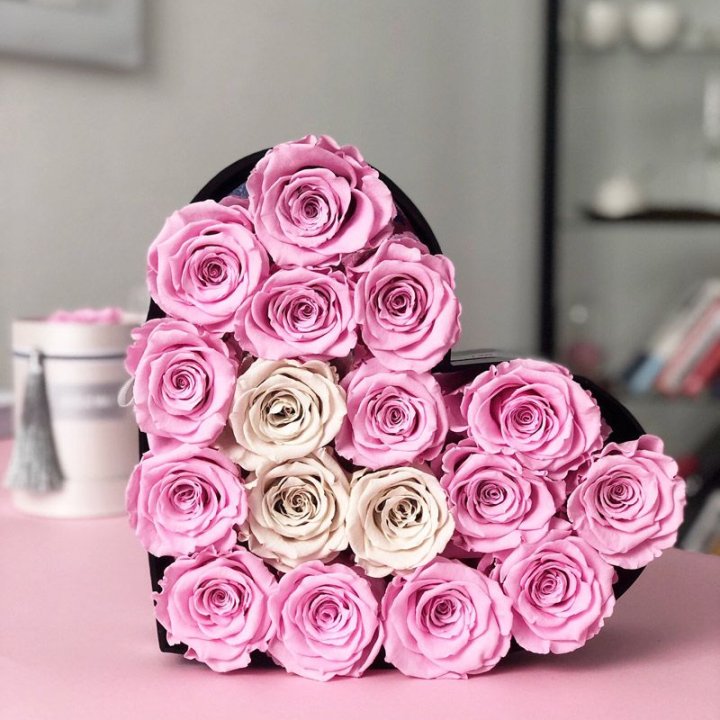 Сердце из роз в Абакане