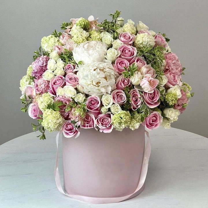 Цветочный бокс "Фантастик" в Абакане