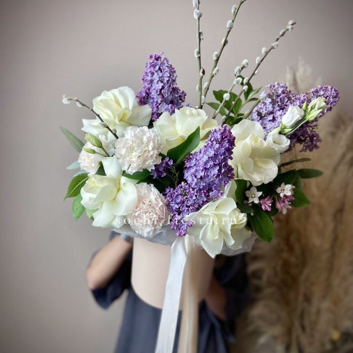 Цветочный бокс "Воскресенье" в Абакане