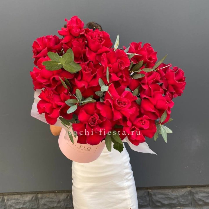 Бокс из 17 французских роз в Абакане