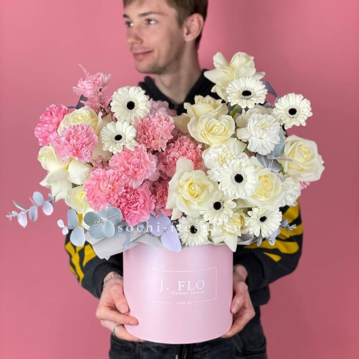 Дизайнерский бокс "Индира" в Абакане