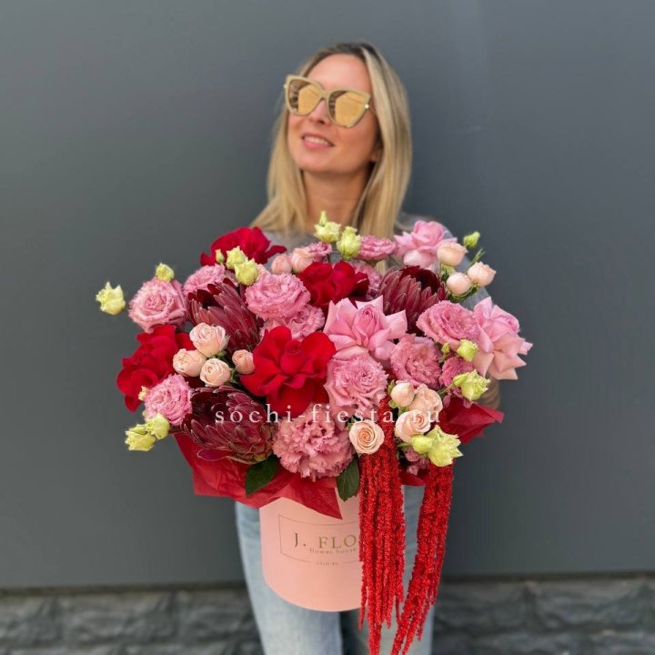 Дизайнерский цилиндр "Криотель" в Абакане