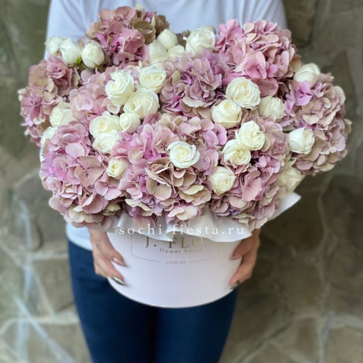 Бокс "Изобела пинк" в Абакане