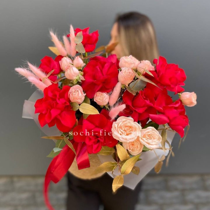 Джутовое кашпо "Любовь Лолиты" в Абакане