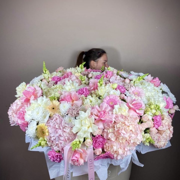 Корзина цветов «Рандеву» в Абакане