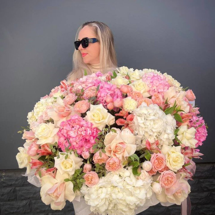 Корзина "Волшебная фиэрия" в Абакане