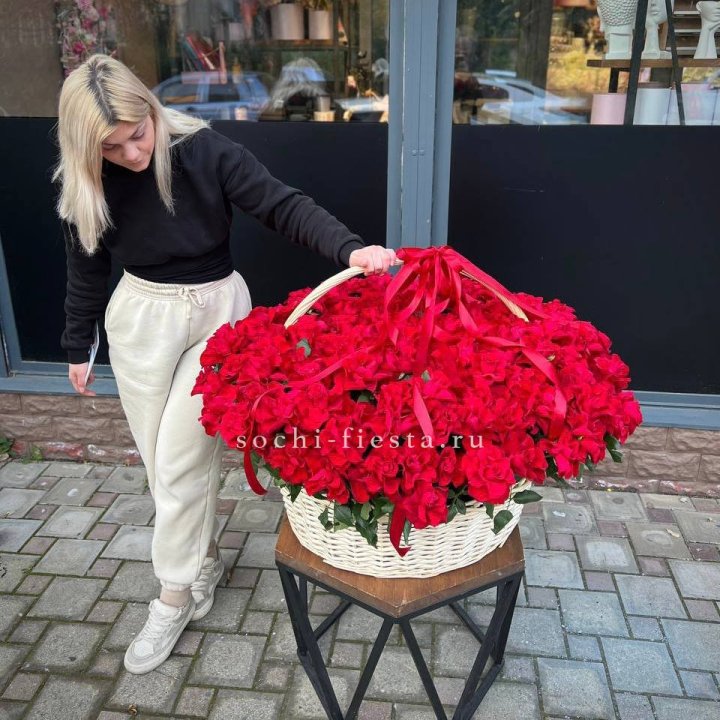 201 французская красная роза в Абакане