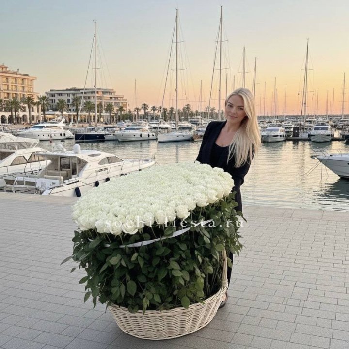 301 высокая роза в корзине в Абакане