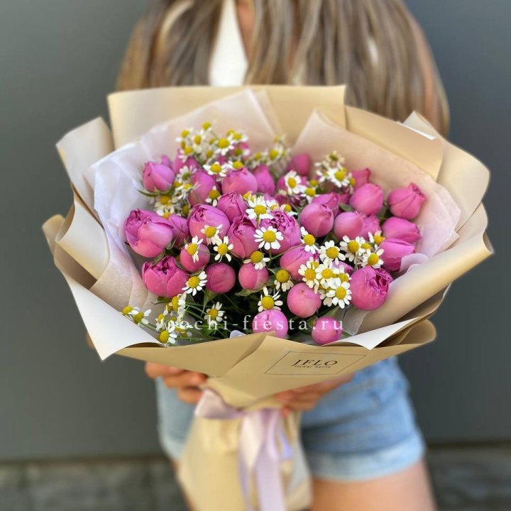 Дуобукет мисти с ромашками  в Абакане