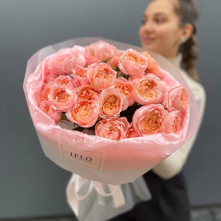 Букет из пионовидных роз Джульетта в Абакане
