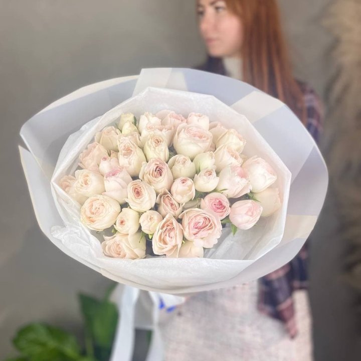 Букет кустовых роз в Абакане