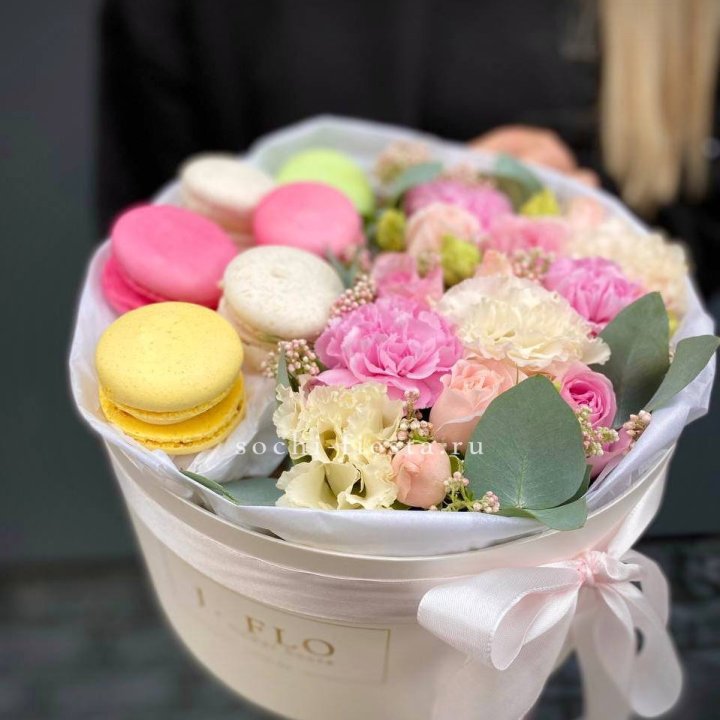 Бокс с макаронс "Тендернес" в Абакане