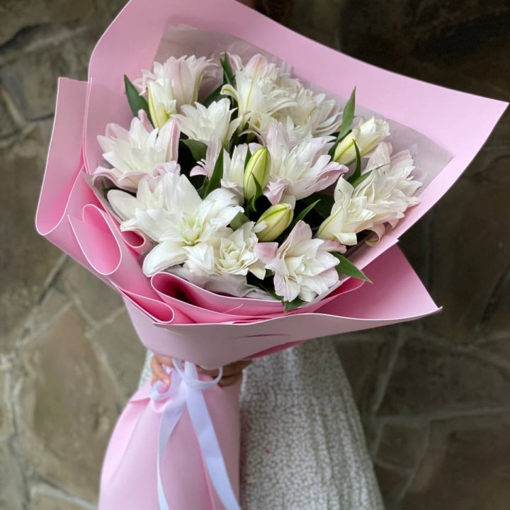 Букет пионовидных лилий №1 в Абакане