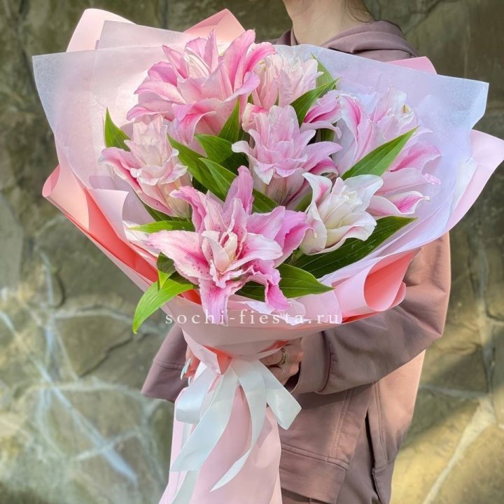 Букет пионовидных лилий №2 в Абакане