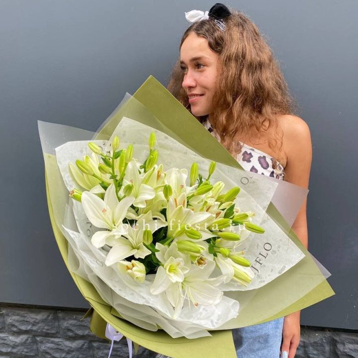 Букет  лилий "Изумруд" в Абакане