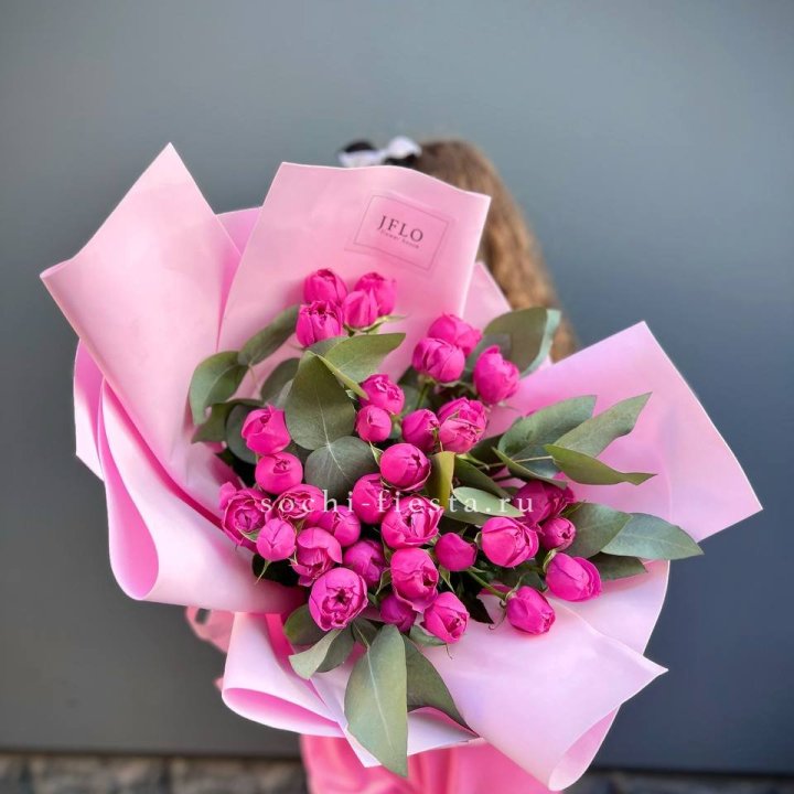 Пионовидные розы баблс в Абакане