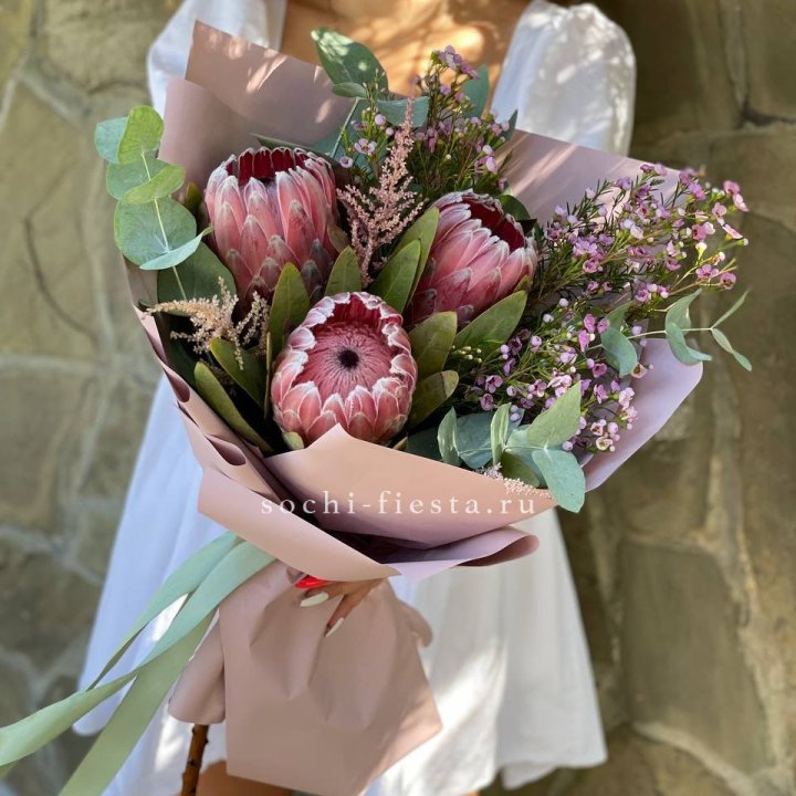 Букет из протеи "Клеопатра"  в Абакане