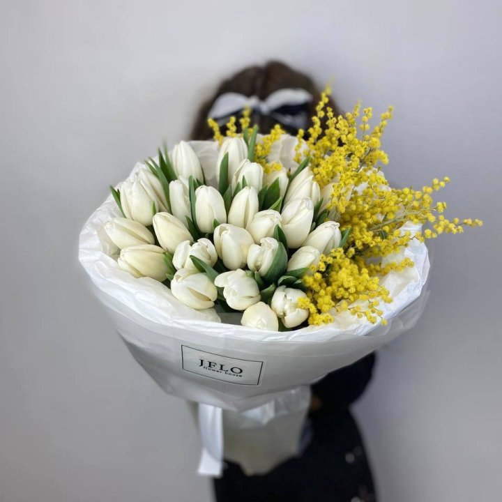 Дуо тюльпан и мимоза в Абакане