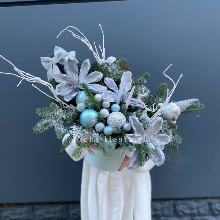 Композиция "Снежный цветок" в Абакане