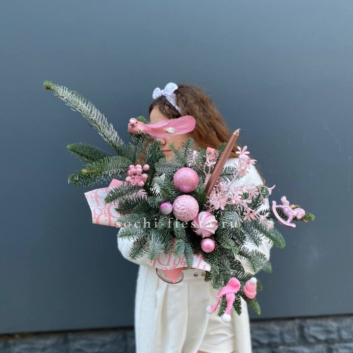 Композиция бокал розовый в Абакане