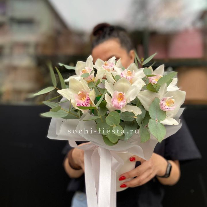 Бокс с орхидеями в Абакане