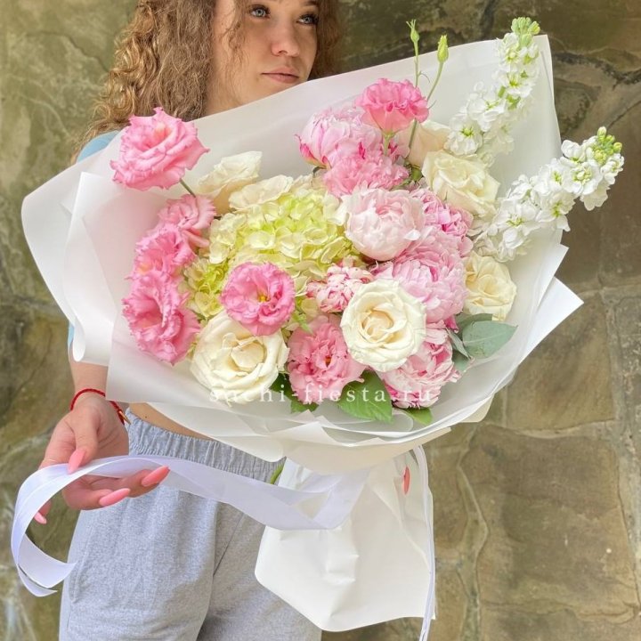 Букет с пионами №3 в Абакане