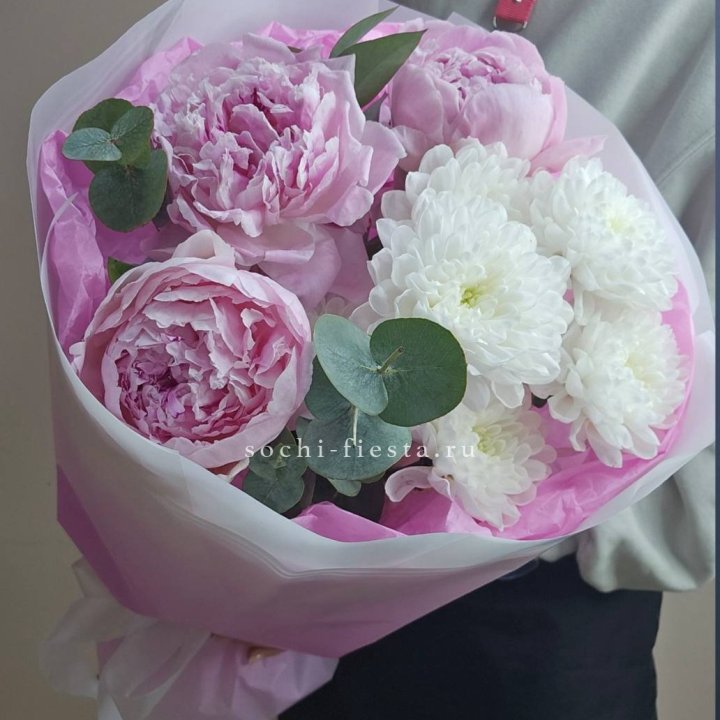  Букет комплимент с пионами в Абакане