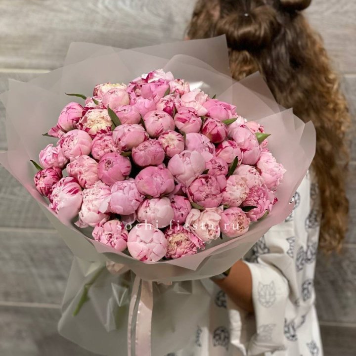 51 розовый пион в Абакане