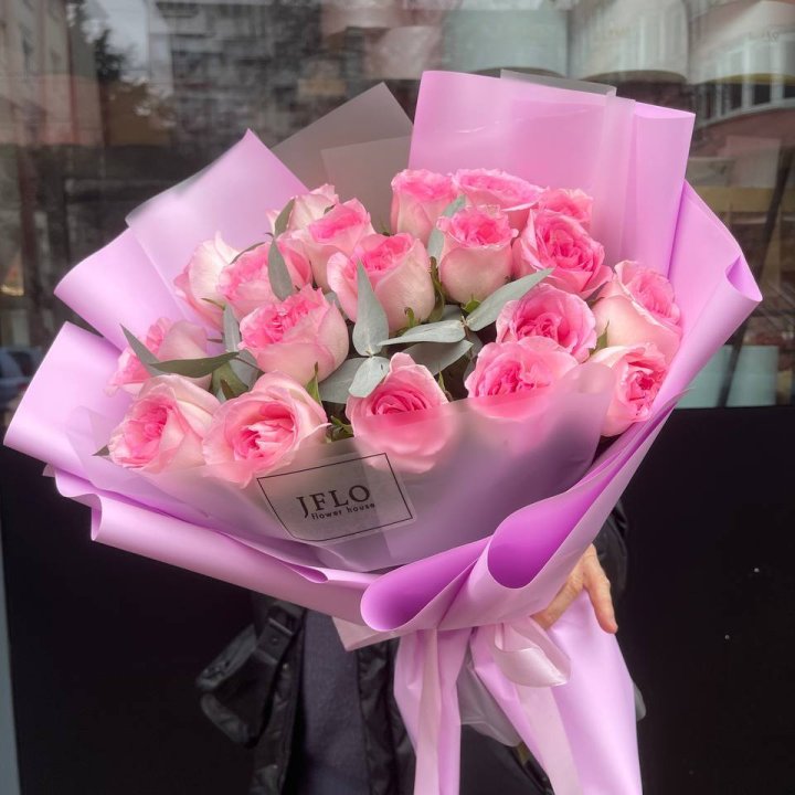  19 розовых роз в Абакане