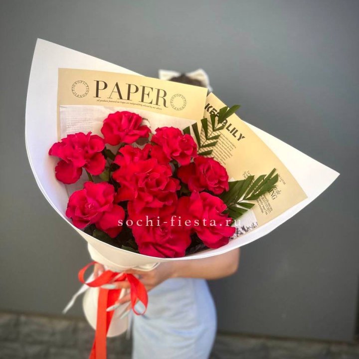 9 Красных французских роз Чико в Абакане