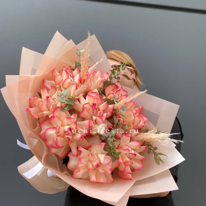 9 Французских роз Джумилия  в Абакане