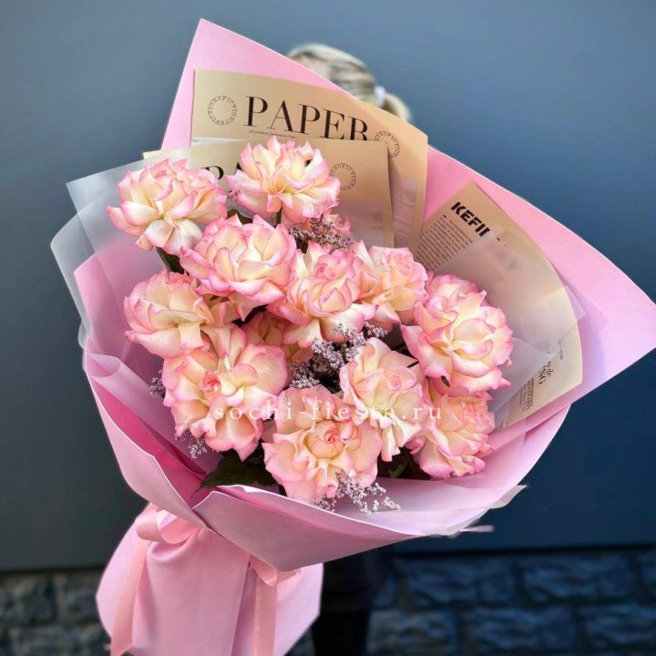 15 французских роз "Джумилия" в Абакане